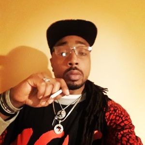 Meet your Posher, Lynn